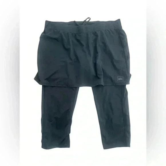 REI 2 in 1 Black Skirt with Leggings Size Medium - Picture 1 of 6